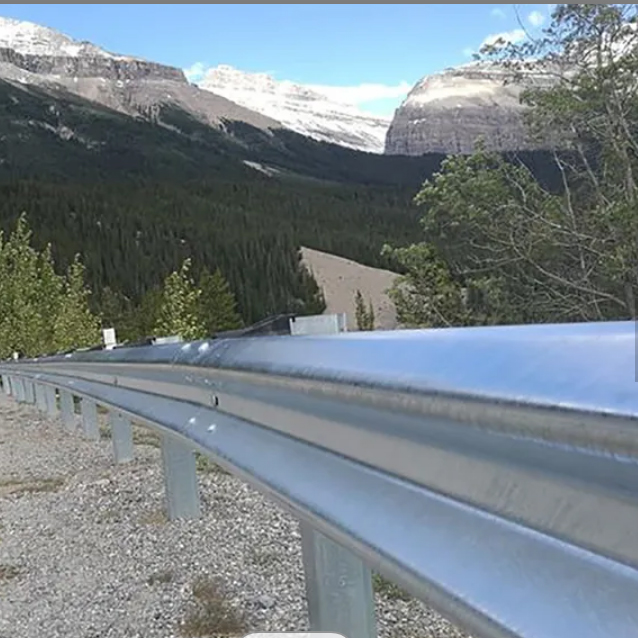 इस्तेमाल किया गार्ड रेल राजमार्ग